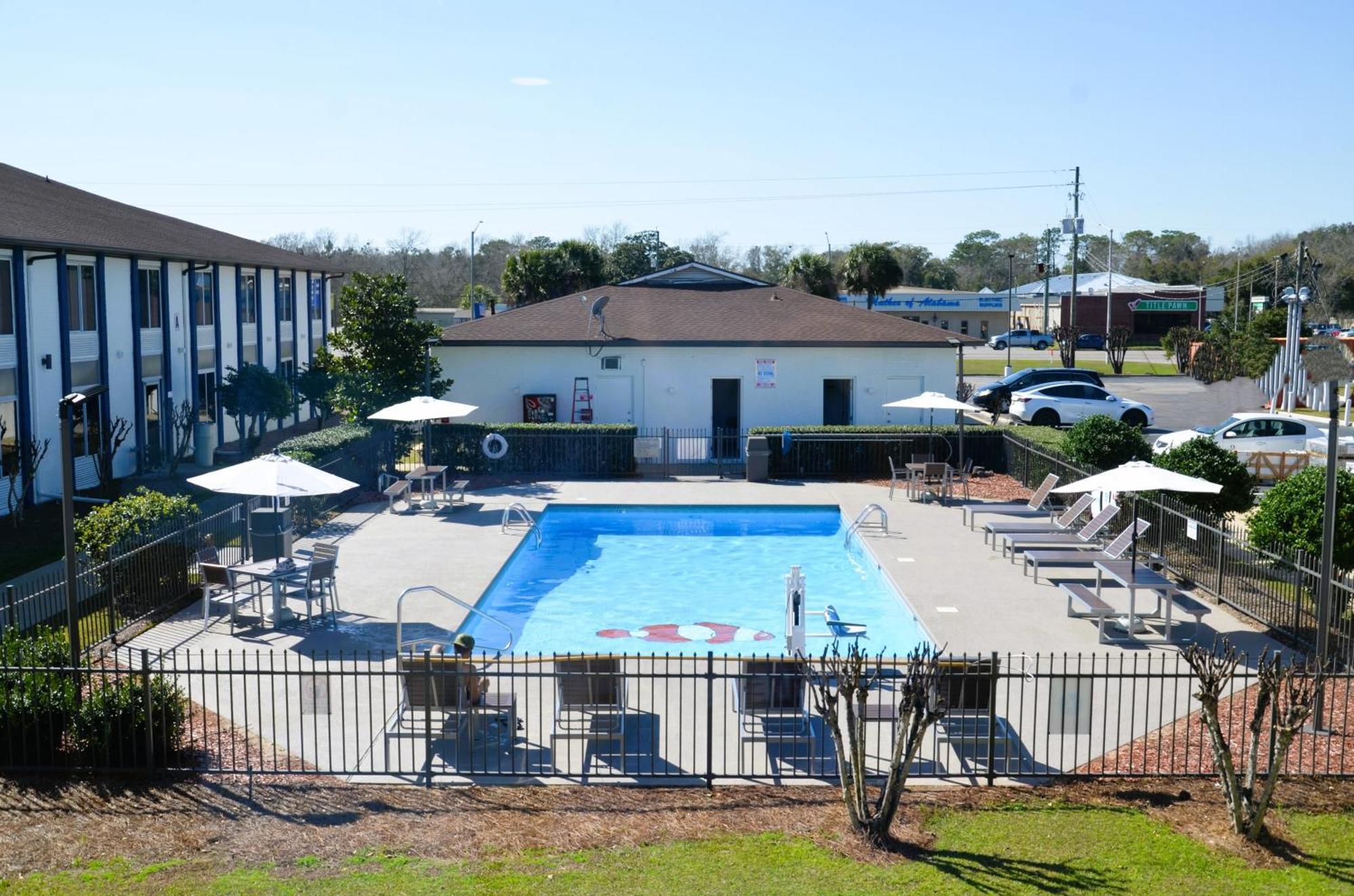 Americas Best Value Inn & Suites-Фоли Экстерьер фото