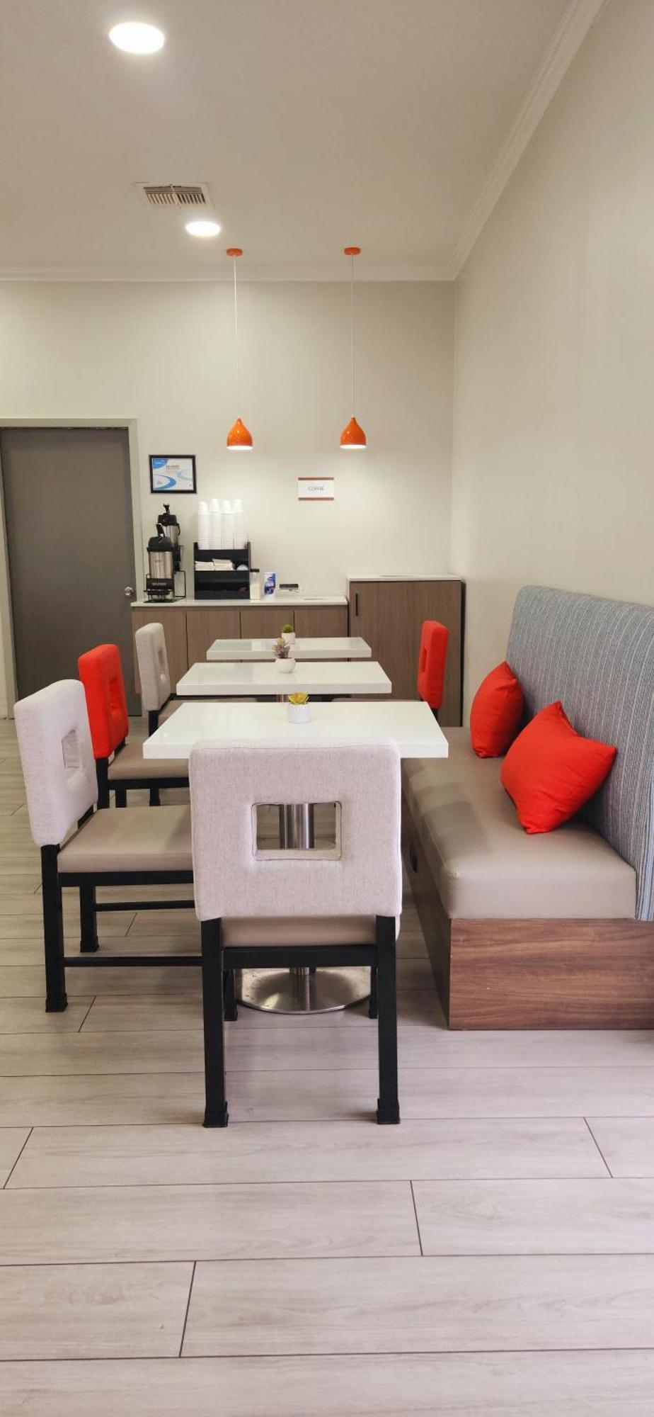 Americas Best Value Inn & Suites-Фоли Экстерьер фото